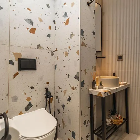 Eros Luxury Apartment