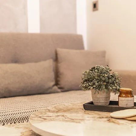 Eros Luxury Apartment